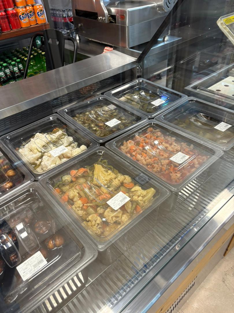 هایپر پروتئین مرکزی به مدیریت شایان پارسا در اندیشه